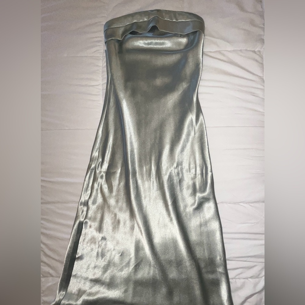 Elegant Silver Strapless Dress
